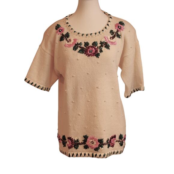 Cotton Knit Short Sleeve Scoop Neck Top Ribbon & Pearl Floral Embroidered sz M - Picture 1 of 11